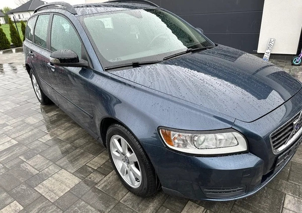 Volvo V50 cena 15900 przebieg: 320000, rok produkcji 2008 z Sława małe 529